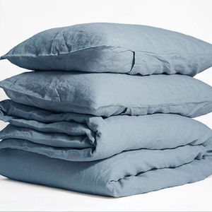 Juego de ropa de cama con funda de edredón de algodón y cierre de botones de coco, incluye 2 fundas de almohada a juego para uso diario en el hogar y hoteles. - Product Image 1