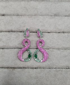 Elegantes Pendientes Largos Geométricos de Moda con Micro Pavé de Circonitas Cúbicas en Rosa y Verde, Diseño Infinito, Venta al por Mayor, Joyería para Fiesta, Regalo para Mujer - Product Image 2
