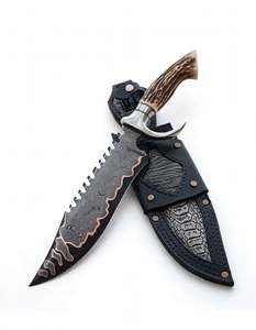 Cuchillo utilitario pesado de acero de Damasco forjado a mano Iron Crown Forge con mango de asta de ciervo, doble guardacuchillo de acero inoxidable y funda de cuero OEM - Product Image 1