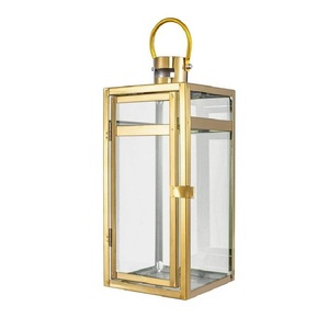 Nouvelle lanterne à bougie de couleur or, finition élégante, pour cour extérieure, style moderne et vintage, lanternes à bougie personnalisables en taille et en forme - Product Image 5