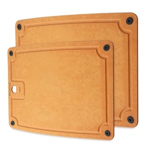 Planche à découper en bois artisanale de qualité supérieure, en bois massif naturel, avec une finition polie et lisse, robuste et durable - Product Image 3