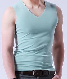 Camiseta sin mangas de punto de color liso para hombre, cuello redondo, de poliéster transpirable de secado rápido, para uso casual, en colores gris claro, azul y negro, de seda helada sin costuras para hombre. - Product Image 3