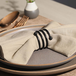 Anneau de serviette en métal, design populaire, très vendu, utilisé pour la table à manger. - Product Image 2