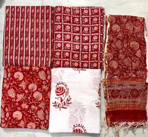 Tela de algodón Sanaganeri con estampado en bloque, tela estampada a mano en Jaipur, tela india para vestidos, proveedor mayorista de tela de algodón. - Product Image 1