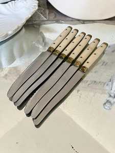 ชุดมีดเนย สแตนเลส ขอบตรง ด้ามจับสีงาช้าง อุปกรณ์ครัว - Product Image 1