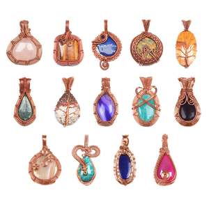 Pendentifs en cristal enveloppés de fil de cuivre, faits à la main, style bohème chic, bijoux artisanaux, vente en gros, bijoux tendance et à la mode, bijoux antiques - Product Image 2
