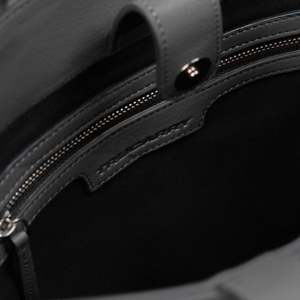 Women Leather Tote Bag Elegant <b>Handbag</b> With Large Storage Capacity And Comfortable Shoulder Carry Design - Product Image 5