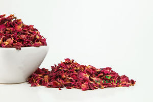 Pétalos de Rosa a Granel para la Producción de Té de Hierbas, Cosméticos, Fragancias y Productos de Bienestar - Product Image 3