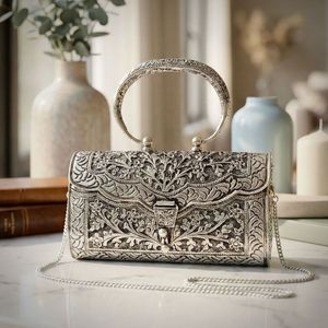 Boîte décorative traditionnelle en argent, forme rectangulaire, faite à la main, décoration intérieure, salon, décoration murale - Product Image 4