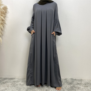 Abaya plissée en polyester violet de qualité supérieure avec un design islamique modeste pour femmes, robe de Dubaï pour l'été, l'automne et l'hiver - Product Image 3