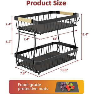 Panier à fruits en fil métallique noir à 2 niveaux avec poignées en bois et crochets latéraux pour suspendre des bananes - Product Image 2