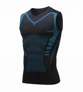 Camiseta sin mangas de poliéster tejida con cuello redondo para hombre, deportiva, moldeadora, de secado rápido - Product Image 2