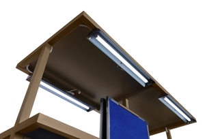 Estación de Trabajo Industrial de Hierro Fundido de Alta Resistencia con Luz LED T5, Soporte para Monitor Softboard y Amplia Superficie de Trabajo - Product Image 4