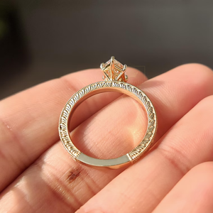 Bague en diamant taille marquise de qualité supérieure, bijou élégant pour un usage quotidien, cadeau de mariage ou de fête, disponible à un prix abordable. - Product Image 3