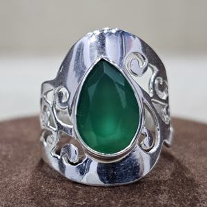 Anillo Vintage de Plata de Ley 925, forma de lágrima de excelente calidad, piedra preciosa de ónix verde, diseñador hecho a mano, Eternity Vermeil - Product Image 1
