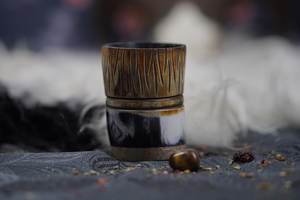 Taza Hecha a Mano de Cuerno de Búfalo |   Jarra Vikinga Natural de Cuerno de Buey para Cerveza, Vino y Sidra |   Jarra Medieval Hecha a Mano para Regalo de Bar - Product Image 2