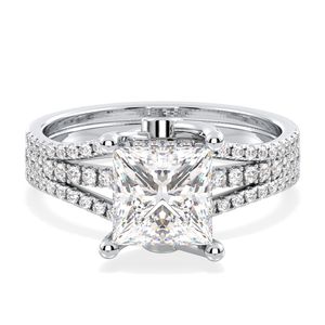 Bague de fiançailles solitaire classique REYES en or massif 14 carats avec diamant de laboratoire CVD taille princesse de 1,8 carat pour femme - Product Image 1