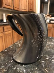 Taza de cuerno natural hecha a mano, estilo vikingo rústico, la más vendida, para beber agua, disponible a un precio competitivo desde India. - Product Image 4