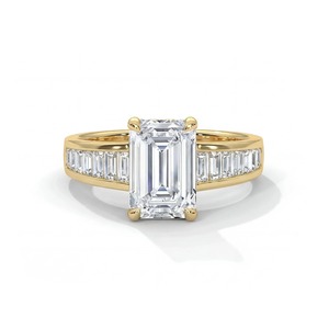Anillo de Compromiso de Oro de 14K con Diamante Cultivado en Laboratorio de Corte Esmeralda de 3.50 CT, con 4 Puntas y Piedras Laterales Baguette Engastadas en Canal (Lujoso) - Product Image 1