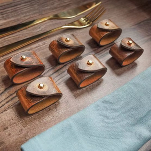 Anneaux de serviette décoratifs en cuir pour la mise en table de fête, les réceptions de mariage et les occasions festives - Product Image 1