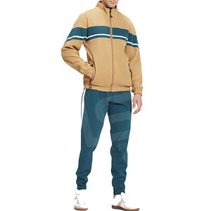 Ensemble de survêtement pour homme de qualité supérieure, respirant, tissu anti-transpiration, coupe classique avec poches latérales, service OEM - Product Image 1