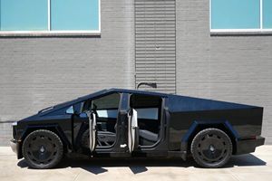 Oferta Increíble: Camioneta Tesla Cybertruck Foundation Series 2024 Lista para Envío Mundial - Product Image 3