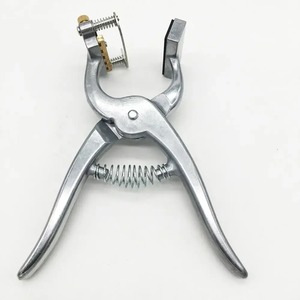 ชุดอุปกรณ์สักสัตว์พร้อมคีมสัก สำหรับการจัดการปศุสัตว์ ใช้ได้กับสุกร แกะ สุนัข ตัวอักษร A-Z (5 หลัก) - Product Image 5