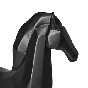 Escultura Moderna de Caballo en Resina, Figura Artística Hecha a Mano para Decoración de Mesa o Sala de Estar - Product Image 4
