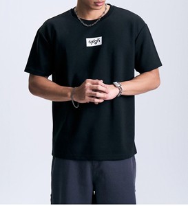 เสื้อยืดโอเวอร์ไซส์ผู้ชาย คอตั้ง ผ้าทวิลล์ โพลีเอสเตอร์ 100% หนานุ่ม ล้างสีแบบแอซิดวอช พร้อมโลโก้สั่งทำพิเศษ สไตล์สตรีทแวร์ ODM - Product Image 6