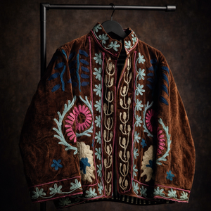 Chaqueta de terciopelo bordada a mano para mujer, cuello alto, bordado floral, forro de algodón - Product Image 1