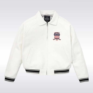 เสื้อแจ็คเก็ตบอมเบอร์สีขาว Avirex USA พร้อมตราสัญลักษณ์ - Product Image 1