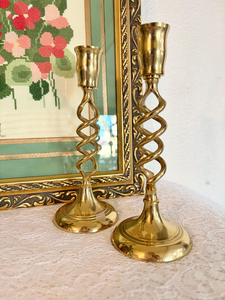 Elegant Handmade Durable Iron Gold Polished Spiral Twist Taper Candlestick Holder Set 2 Modern <b>Barley</b> Twist Candle Stand Home - Product Image 4