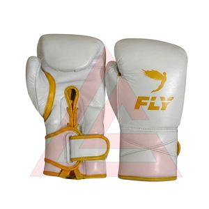 Gants de boxe de luxe de qualité supérieure, personnalisés, en cuir de vachette durable, super confortables, à lacets. - Product Image 1