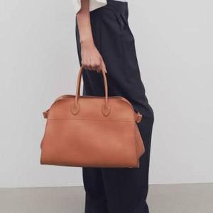 Sac à main contemporain pour femmes en similicuir avec deux poignées, fermeture éclair, sac à bandoulière tendance pour le shopping, les voyages et les soirées - Product Image 1