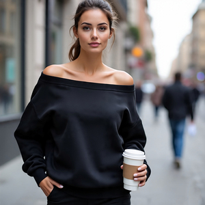 Sweat-shirt à épaules dénudées pour femme, style ample, pull décontracté à manches longues, haut confortable pour un look décontracté au quotidien - Product Image 1