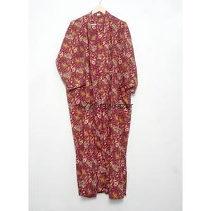 Robe longue kimono en soie indienne pour femme, col en V, fermeture à cordon, tenue de nuit, robe de demoiselle d'honneur, robe de maternité, peignoir bohème - Product Image 4