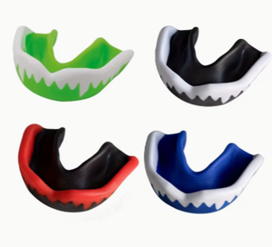 Protège-dents anti-ronflement en silicone rouge HAWK SPORTS INDUSTRIES pour la boxe - Protection sportive universelle, moulable et ajustable - Product Image 1