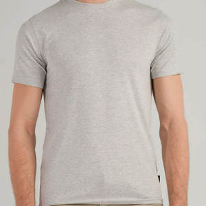 เสื้อยืดคอกลมแขนสั้นสีเทาสำหรับผู้ชาย ทรงปกติ ผ้าถัก 100% ผ้าฝ้าย สีพื้น ย้อมสีเรียบ วัสดุเจอร์ซีย์ - Product Image 4