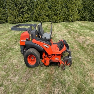 รถตัดหญ้าแบบนั่งขับ Kubota ZD326 Zero Turn กำลัง 24.8 แรงม้า เครื่องยนต์ดีเซล ขนาด 60 นิ้ว พร้อมระบบไฮดรอลิกขั้นสูง จัดส่งรวดเร็ว - Product Image 1