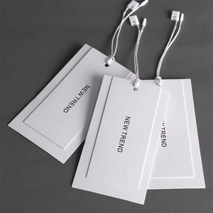 ป้ายแขวนเสื้อผ้าแบบหรูหรา Boxit.pk ปั๊มฟอยล์สีทอง สีเงิน ป้ายเสื้อผ้าแบบกำหนดเอง ป้ายพรีเมียม - Product Image 1