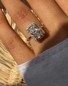 Anillo de compromiso con diamante cultivado en laboratorio, corte radiante IGI, 4 quilates, oro macizo de 14K/18K, halo con pavé ajustado, banda delgada de 1.50 mm, solitario para mujer - Product Image 1