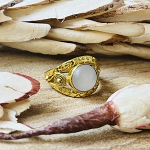 2026 Latest Moonstone <b>Ring</b> Boho Floral <b>Statement</b> <b>Ring</b> Women Brass Gold Plated Jewelry 18k Gold Plated Boho Floral Wholesale <b>Ring</b> - Product Image 3