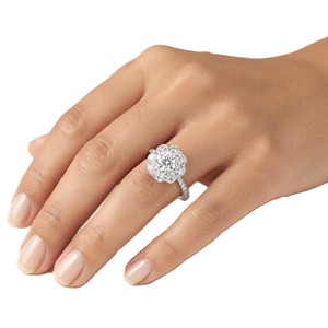 Bague de fiançailles de créateur en or massif 10K 14K 18K avec diamant rond cultivé en laboratoire, certifiée IGI, style demi-éternité, solitaire de mariée - Product Image 6