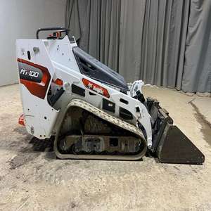 Minicargadora Bobcat MT100, Equipo de Construcción Compacto, Ideal para Áreas Estrechas, con Gran Capacidad de Elevación - Product Image 1