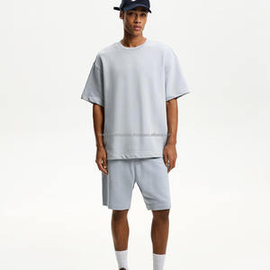 กางเกงขาสั้นผ้ายีนส์ของผู้ชายสำหรับฤดูร้อนทำจากผ้าฝ้าย100% เย็บปักแบบขาดๆตกแต่งด้วยกรดฟอกสี - Product Image 4