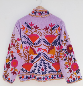 Chaqueta Corta de Invierno Bordada con Terciopelo Suzani, Abrigo Transpirable para Fiestas para Mujer - Product Image 4