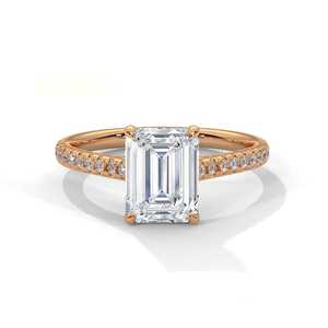 Anillo de Compromiso con Diamante Cultivado en Laboratorio, Corte Esmeralda, Oro Amarillo de 18K, Banda con Detalles, Claridad VVS VS, Color EF, Moderno, Minimalista, de Lujo - Product Image 3