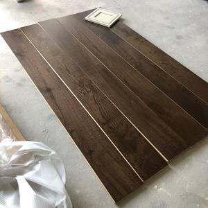 Planche de parquet en chêne blanc multicouche 2 couches 3,54" x 3/4" 19/4mm x 71-94" T&G Marron Noyer Premium - Product Image 4