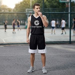 Conjunto de Uniforme de Baloncesto Sublimado Personalizado, Camiseta sin Mangas para Hombre, Pantalones Cortos de Malla, Uniformes Deportivos de Práctica para Equipos al por Mayor - Product Image 3