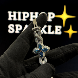 Bracelet gourmette cubaine Premium HIPHOP SPARKLE Fleur Bleue en Argent 925 et Moissanite, Bijou de luxe style Punk, Pièce d'exception, Cadeau - Product Image 3